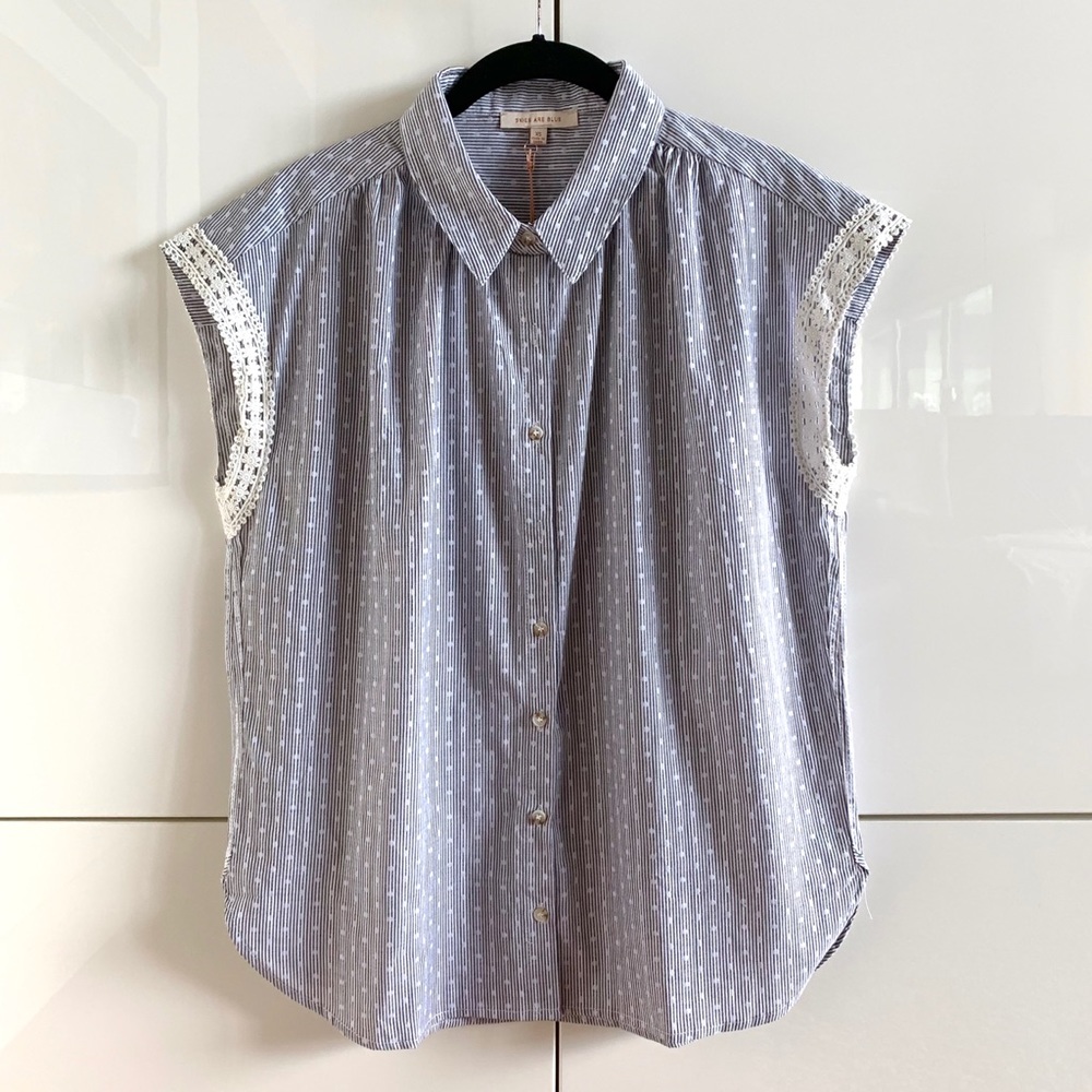 🆕 NWT Lace Trim Dotted-Striped Cotton Buttondown